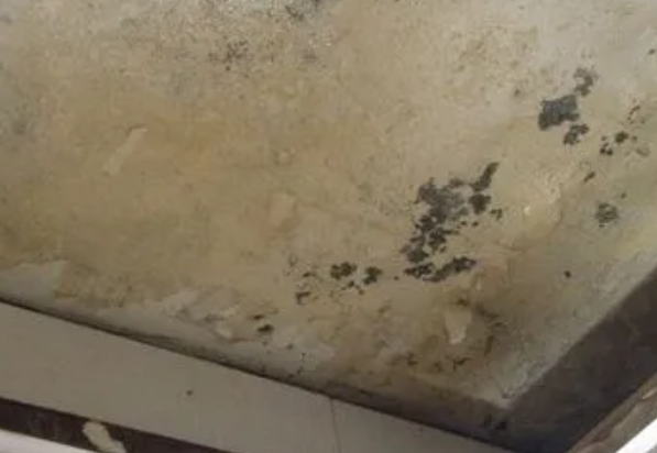 东昌阳台漏水维修公司分享下东昌卫生间渗水维修需要注意哪些问题。